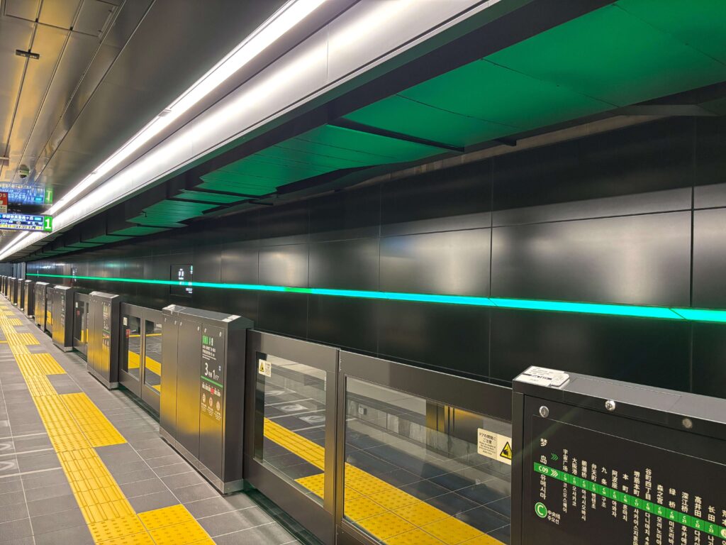 夢洲駅02